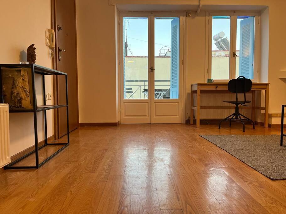 Cute Apartment At The Foot Of Lycabettus Hill アテネ エクステリア 写真