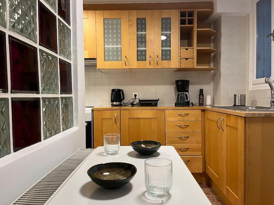 Cute Apartment At The Foot Of Lycabettus Hill アテネ エクステリア 写真